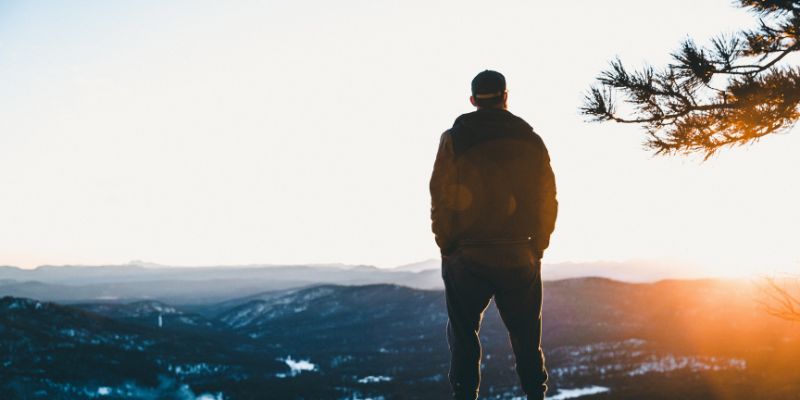 Để trường thành, các chàng trai nên học hỏi mỗi ngày.